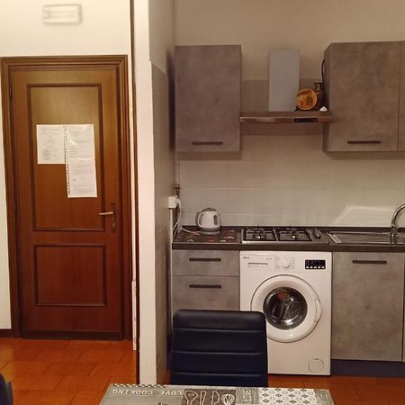 Casa Vittoria Toscolano-Maderno Apartment Luaran gambar